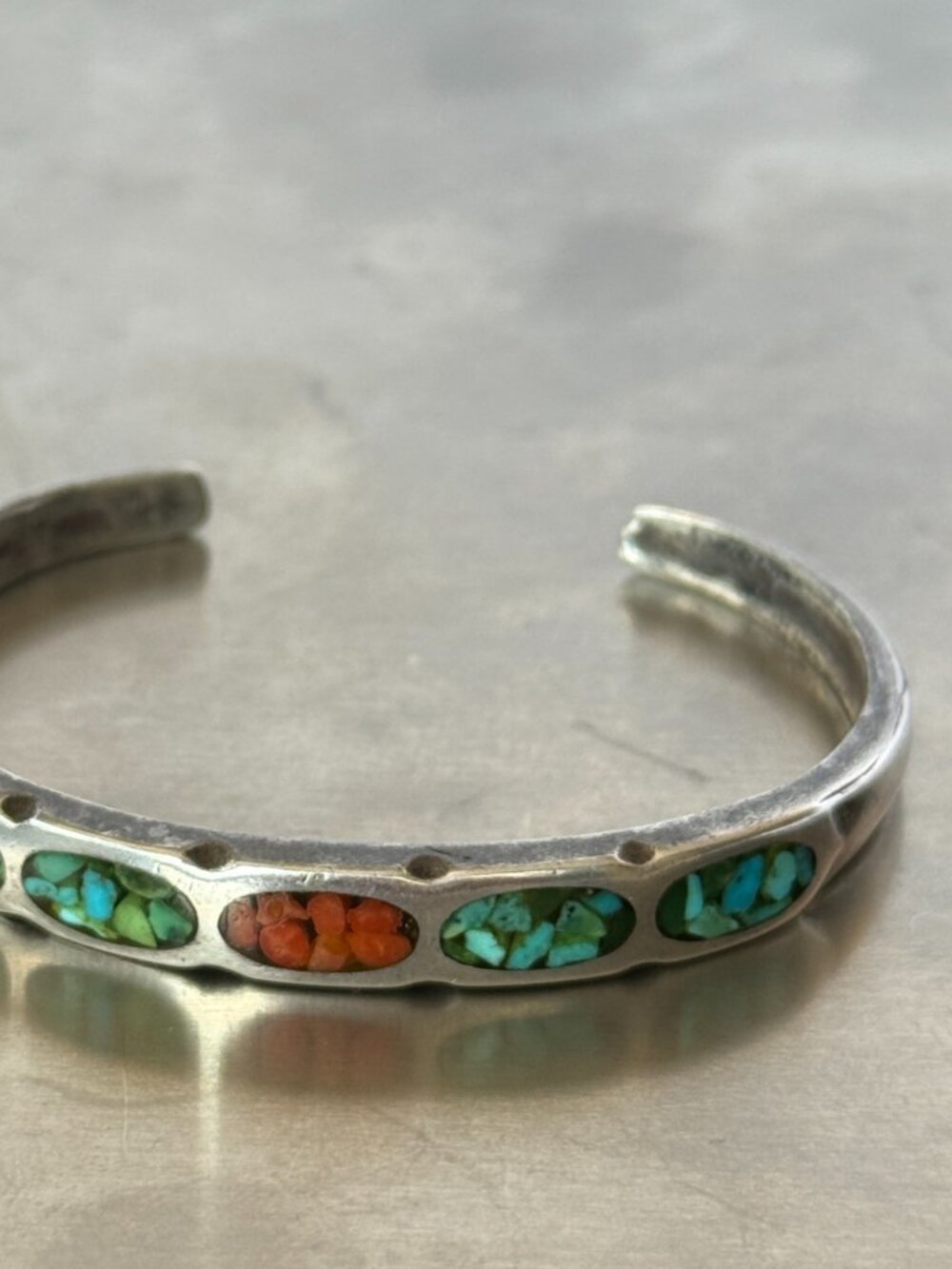 VINTAGE NAVAJO CHIP INLAY CUFF BRACELET STERLING SILVER TURQUOISE CORAL 18g